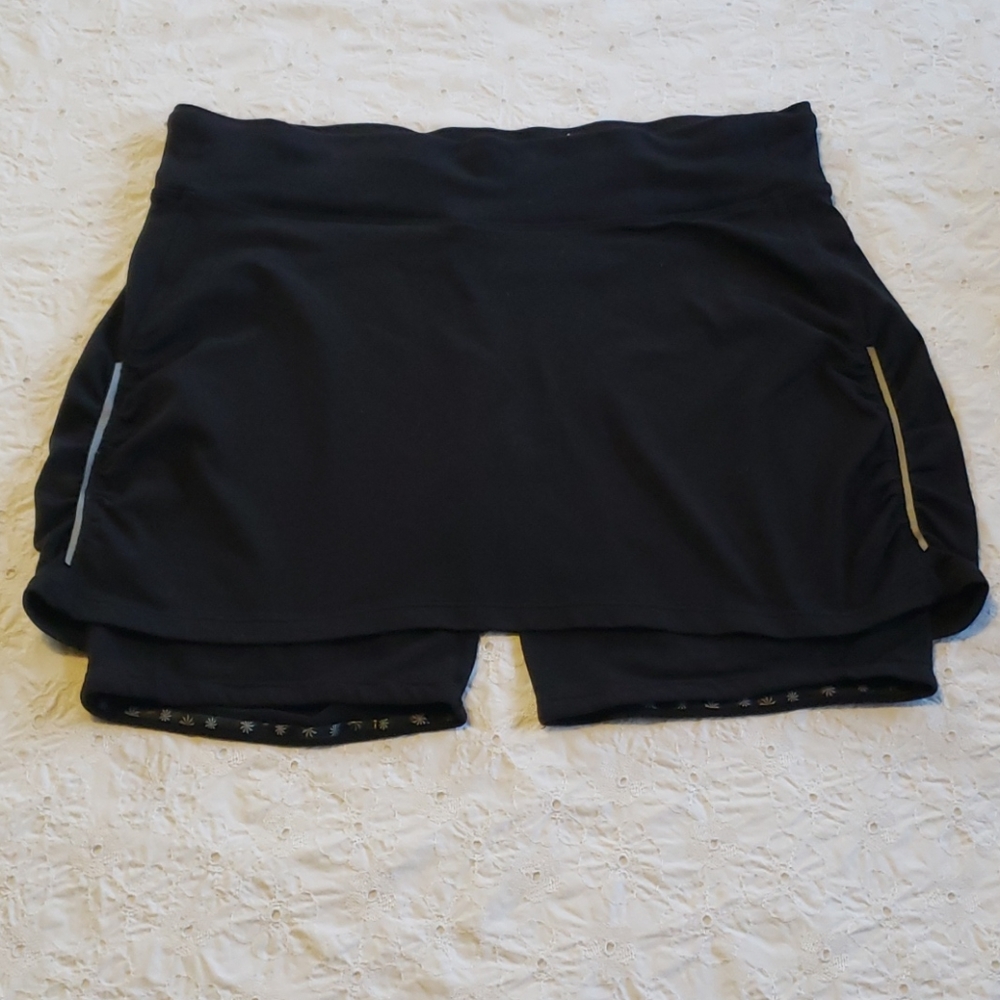 Athleta black skort large